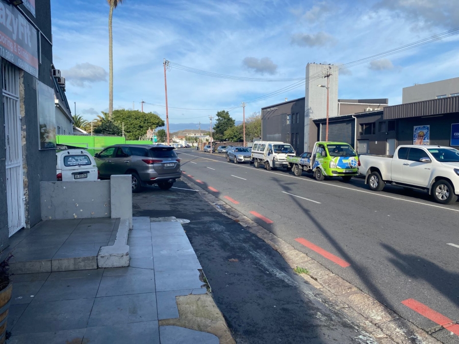 To Let commercial Property for Rent in Claremont Western Cape